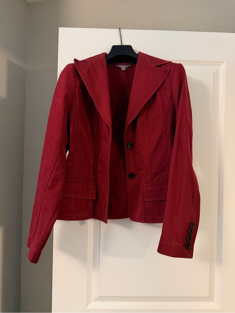 Ann Taylor Burgundy Red Tailored Blazer with Notched Lapel